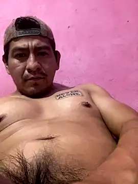 Snapshot of duggan12 chatting on 11/20/25, 02:50 duggan12 online show from 11/20/25, 02:50