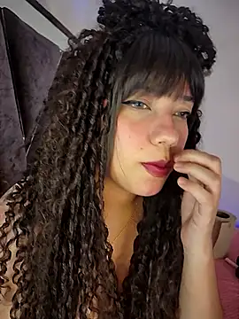 Snapshot of miafresa_hot chatting on 10/16/25, 10:33 miafresa hot online show from 10/16/25, 10:33