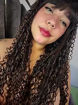 Snapshot of miafresa_hot chatting on 10/30/25, 11:27 miafresa hot online show from 10/30/25, 11:27