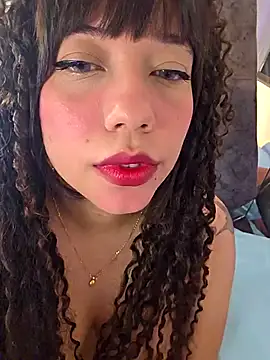 Snapshot of miafresa_hot chatting on 11/14/25, 10:51 miafresa hot online show from 11/14/25, 10:51