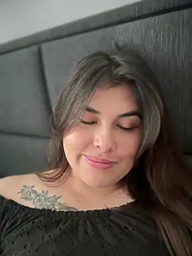 Snapshot of Alyaa_s chatting on 01/30/25, 06:54 Alyaa s online show from 01/30/25, 06:54
