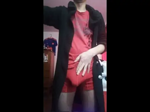 Snapshot of ALBEIROFOOTBALL1992 chatting on 11/18/25, 02:43 ALBEIROFOOTBALL1992 online show from 11/18/25, 02:43