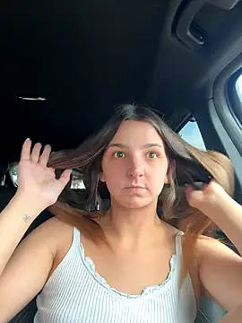 DoriDeluxe66 online show from 10/12/25, 12:15