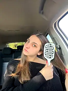 DoriDeluxe66 online show from 11/12/25, 09:42