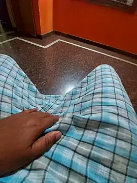 Stripkomal online show from 10/26/25, 04:24