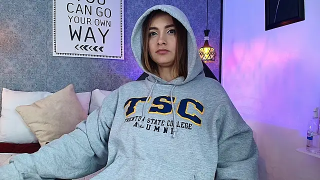 Emiily W online show from 01/21/25, 06:45