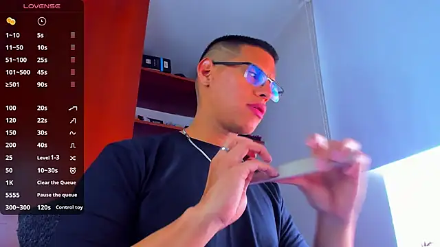 Snapshot of _John_Boy_ chatting on 10/07/25, 07:11 John Boy online show from 10/07/25, 07:11