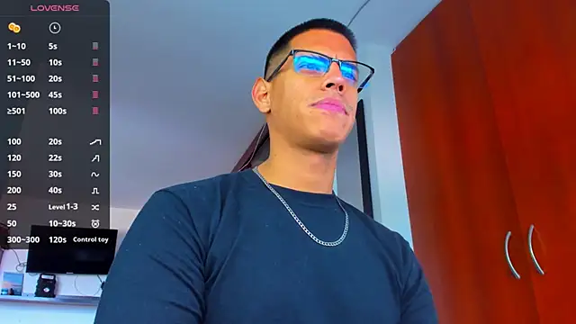 Snapshot of _John_Boy_ chatting on 11/02/25, 07:27 John Boy online show from 11/02/25, 07:27