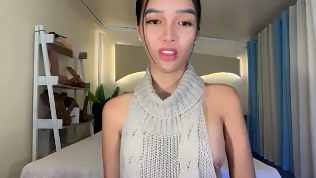  caroline69 online show from 11/10/25, 01:04