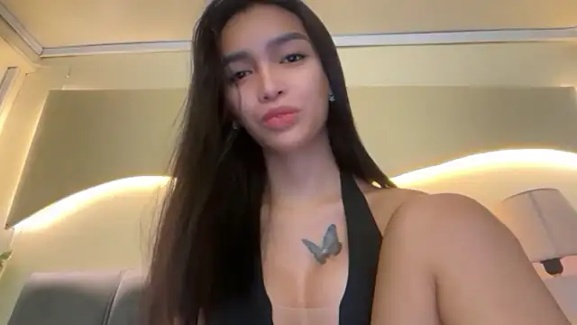  caroline69 online show from 11/18/25, 12:38