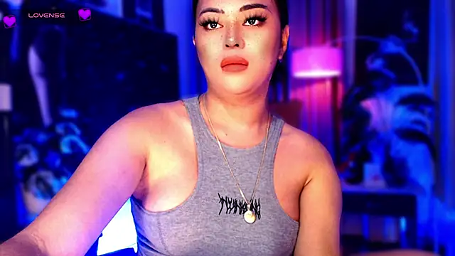 Thalia Cambridge online show from 10/19/25, 03:07