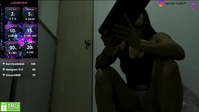 angel mouna online show from 10/22/25, 10:53