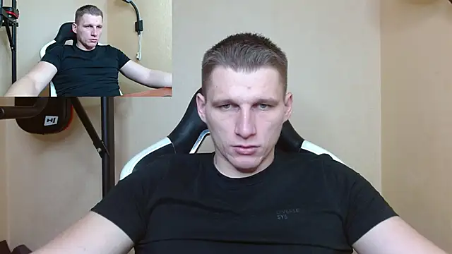 Snapshot of PoliglotJoe chatting on 01/13/25, 08:26 PoliglotJoe online show from 01/13/25, 08:26