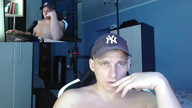 Snapshot of PoliglotJoe chatting on 10/01/25, 11:16 PoliglotJoe online show from 10/01/25, 11:16