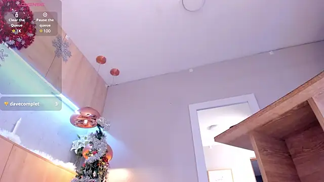 bonie lov online show from 12/13/24, 11:06