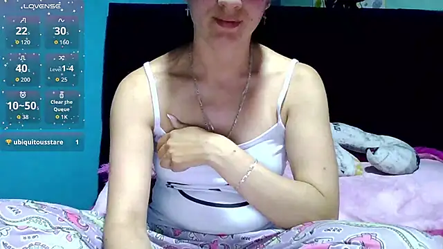 Snapshot of Salo_Heaven chatting on 10/26/25, 04:18 Salo Heaven online show from 10/26/25, 04:18