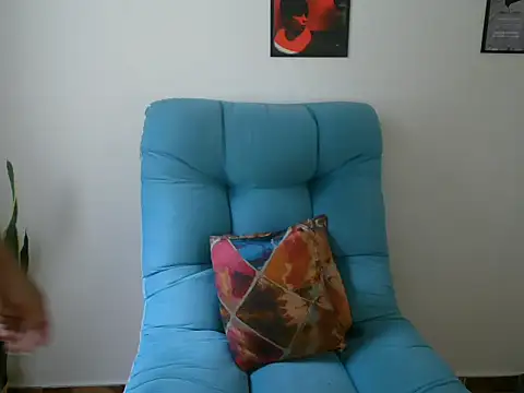 ZaraPepper  online show from 10/21/25, 04:08