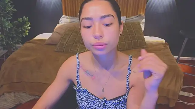 Snapshot of samantha_bss chatting on 02/07/25, 02:15 samantha bss online show from 02/07/25, 02:15