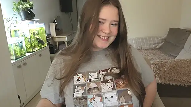 Snapshot of remirann_ chatting on 11/10/25, 12:26 remirann online show from 11/10/25, 12:26