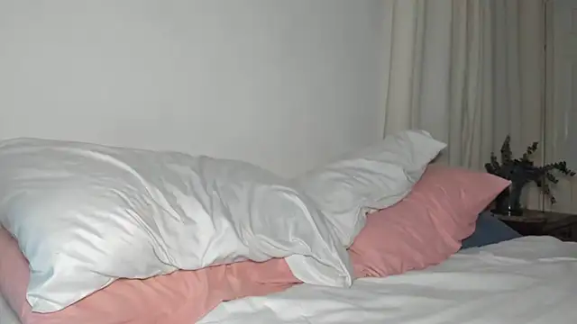Snapshot of rosaaliiaa1 chatting on 03/05/25, 03:29 rosaaliiaa1 online show from 03/05/25, 03:29