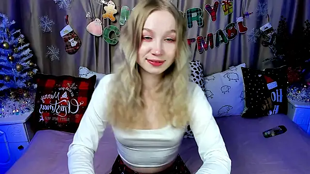 LilyStarlight online show from 12/29/24, 03:22