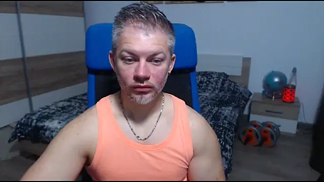 RobbyShawz online show from 11/05/25, 05:18