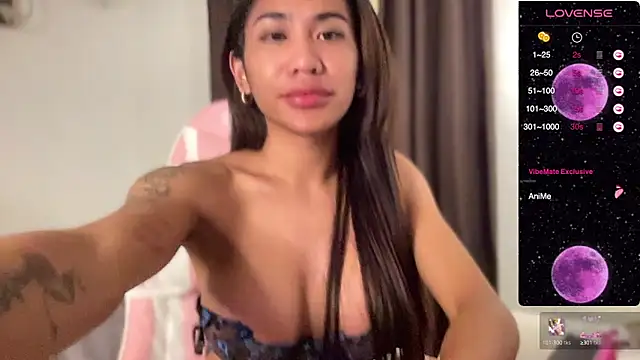 Snapshot of Alaia_Pope chatting on 12/18/24, 01:56 Alaia Pope online show from 12/18/24, 01:56
