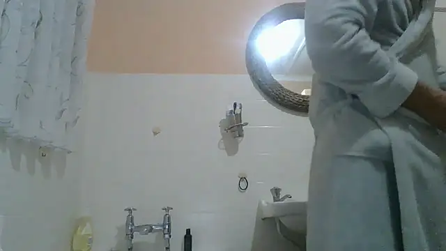 xykenrahxh online show from 11/20/25, 07:57