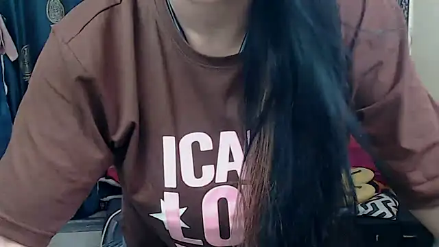 Snapshot of Naiaa-mylove chatting on 09/16/25, 05:41 Naiaa-mylove online show from 09/16/25, 05:41