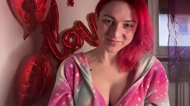Snapshot of Nikky_Divine chatting on 02/23/25, 04:13 Nikky Divine online show from 02/23/25, 04:13