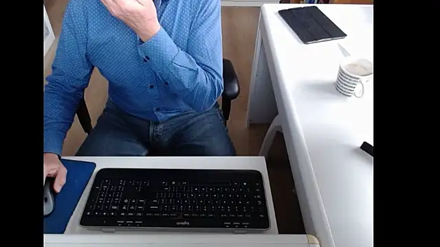 dutchpornking online show from 10/13/25, 08:03