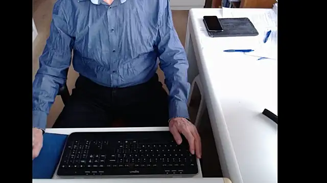 dutchpornking online show from 11/04/25, 08:24