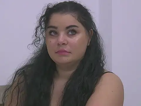 Snapshot of BustyMadison chatting on 10/08/25, 06:44 BustyMadison online show from 10/08/25, 06:44