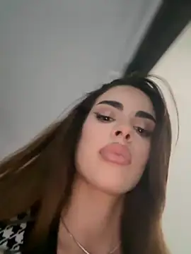 Arabian beauty online show from 10/24/25, 07:27