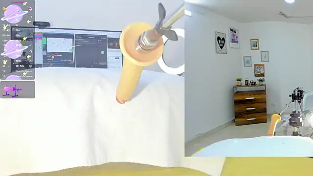 sofi velez online show from 09/15/25, 05:24