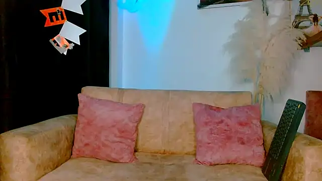 veronica villalba online show from 11/02/25, 02:14