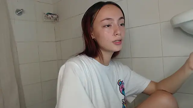 nathaly bird online show from 01/28/25, 11:17