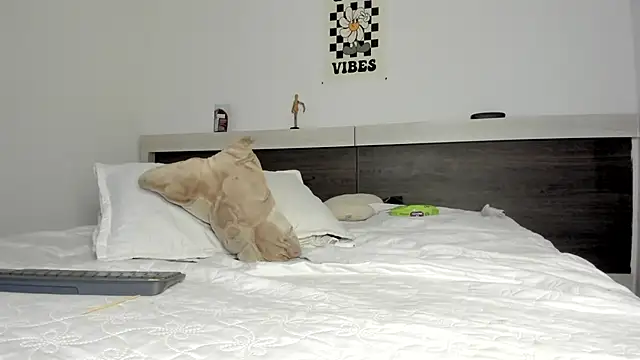 Snapshot of Harry_Jasoon chatting on 02/04/25, 06:04 Harry Jasoon online show from 02/04/25, 06:04