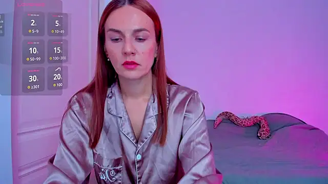 BritneyHall online show from 11/10/25, 09:41