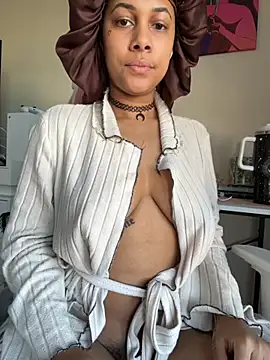 Snapshot of goddessxdreaxo chatting on 09/09/25, 12:37 goddessxdreaxo online show from 09/09/25, 12:37