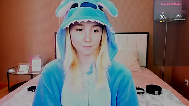 fleximona online show from 10/24/25, 08:33