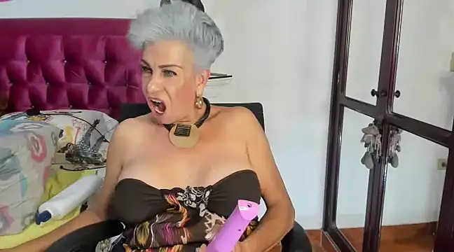 ArianaGoldd online show from 12/05/24, 12:08