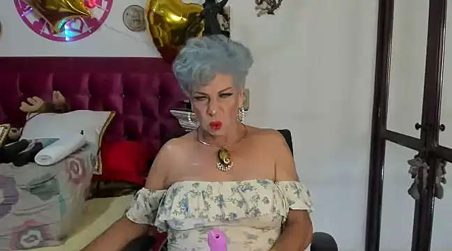 ArianaGoldd online show from 01/05/25, 07:49