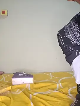 Snapshot of FearingForm chatting on 10/08/25, 11:41 FearingForm online show from 10/08/25, 11:41