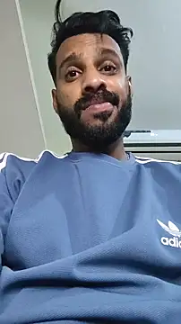 Snapshot of FearingForm chatting on 11/20/25, 10:09 FearingForm online show from 11/20/25, 10:09