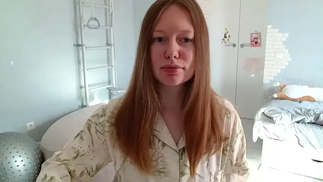 ConnieDaw online show from 10/27/25, 07:56