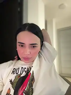 GeorginaJones online show from 10/18/25, 04:48