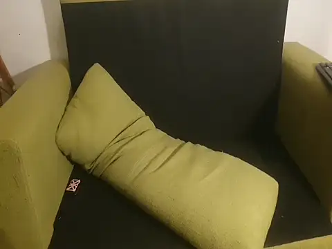 Lillisissi online show from 01/13/25, 02:39