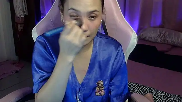 Snapshot of yourbabe_Brielle chatting on 02/01/25, 07:02 yourbabe Brielle online show from 02/01/25, 07:02