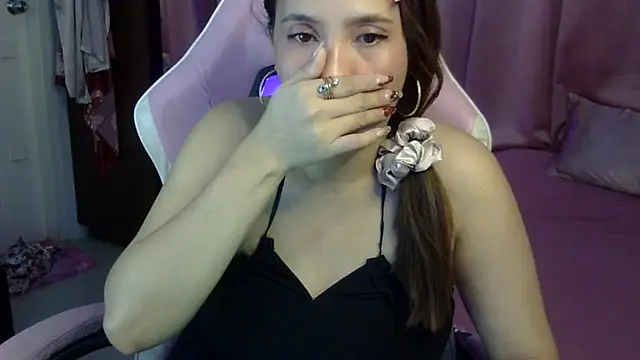 Snapshot of yourbabe_Brielle chatting on 02/08/25, 11:12 yourbabe Brielle online show from 02/08/25, 11:12